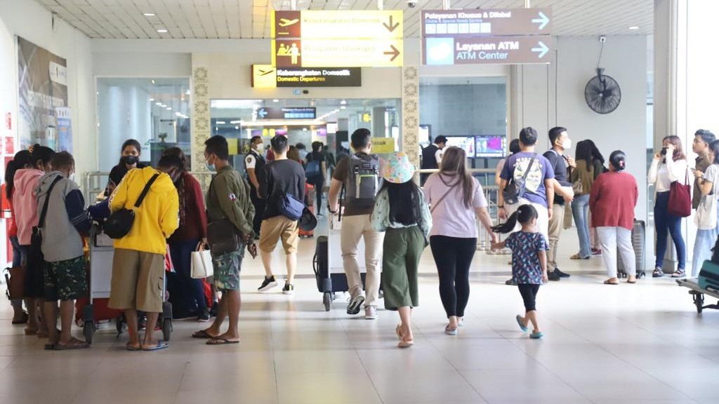 Jumlah Penumpang Naik 100 Persen di Januari-Juni 2022, Paling Banyak Rute ke Bali (FOTO:MNC Media)