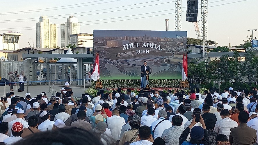 Salah Idul Adha di JIS, Anies Ajak Masyarakat Doakan Jamaah Haji. (Foto: Refi Sandi/ MNC Media)