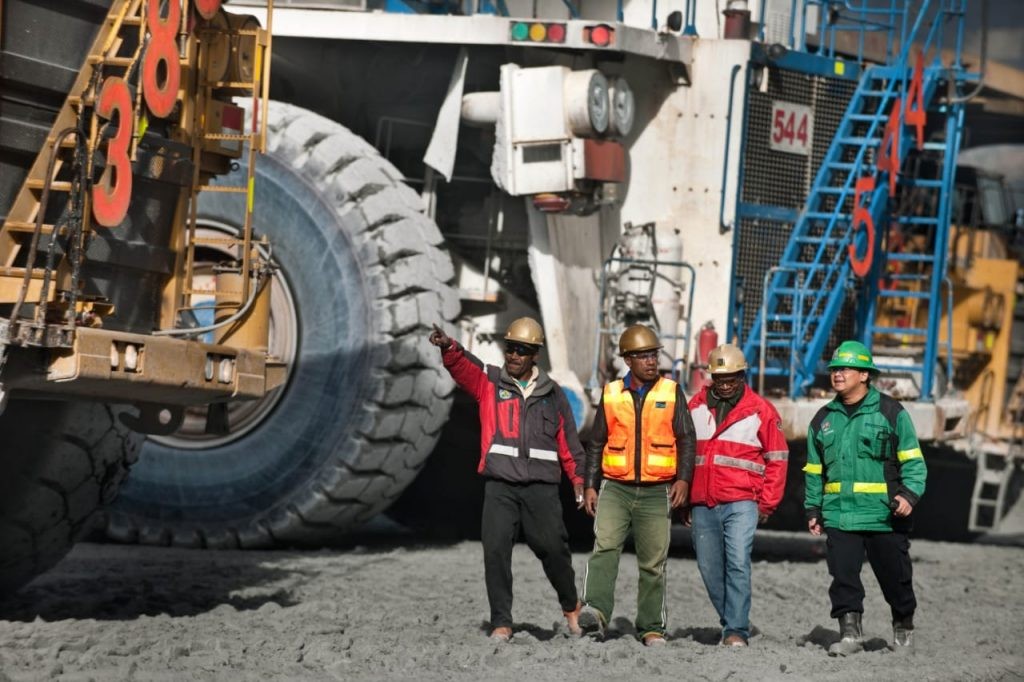 Auto Melongo, Segini Bsaran Gaji Karyawan Freeport dari Officer hingga Satpam. (Foto: Gaji Karyawan Freeport)