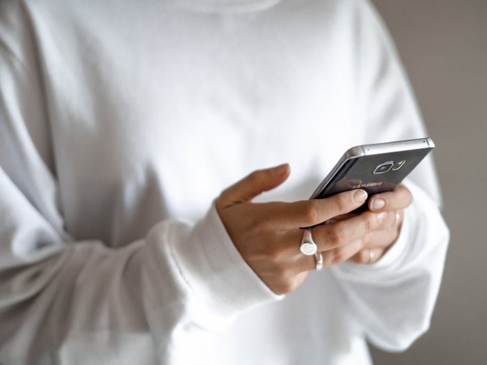 Cara Transfer Pulsa Indosat 2022, Bisa Lewat SMS dan UMB. (Foto: MNC Media)