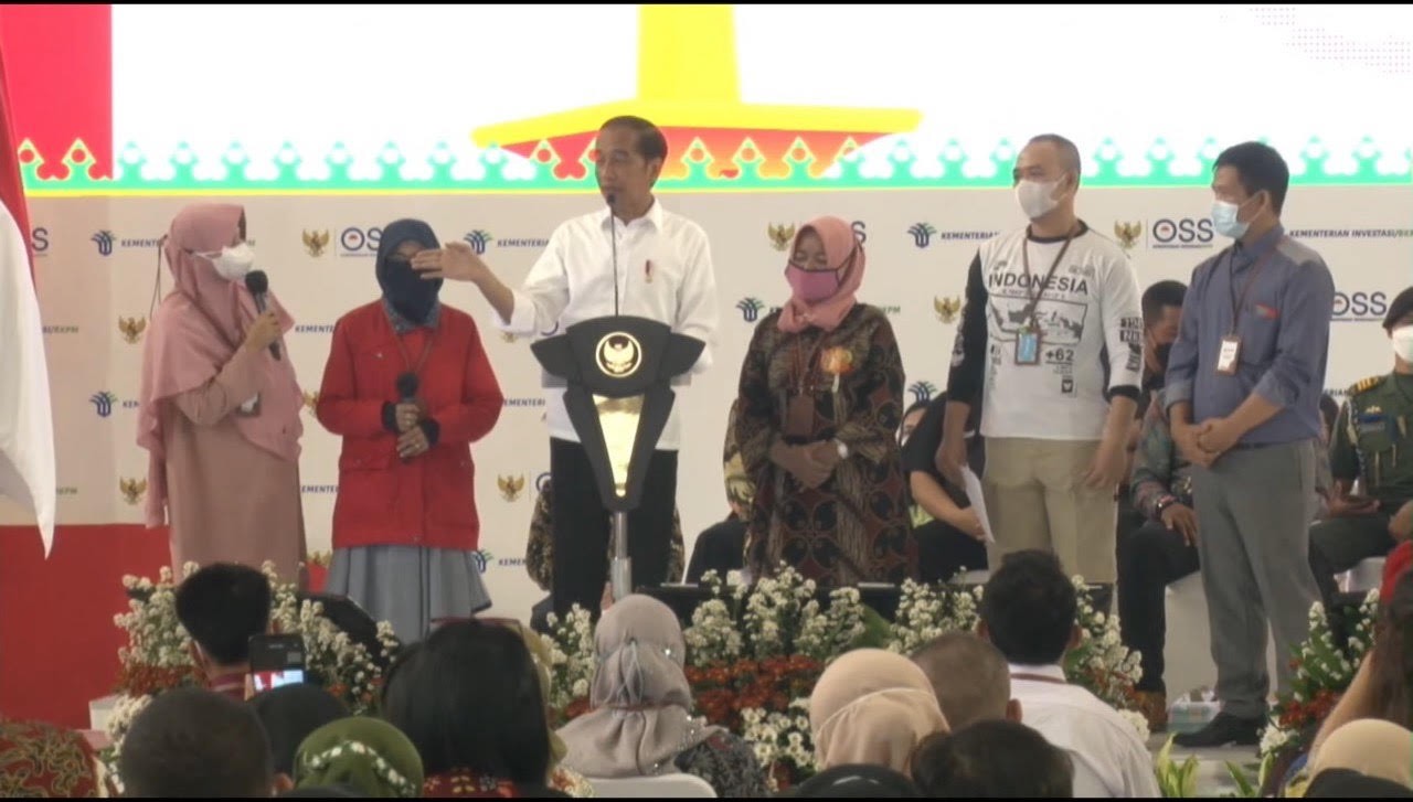 Depan Jokowi, Para Pedagang Ini Ngaku Omzet Tembus Rp1 Juta Sehari. (Foto: MNC Media)