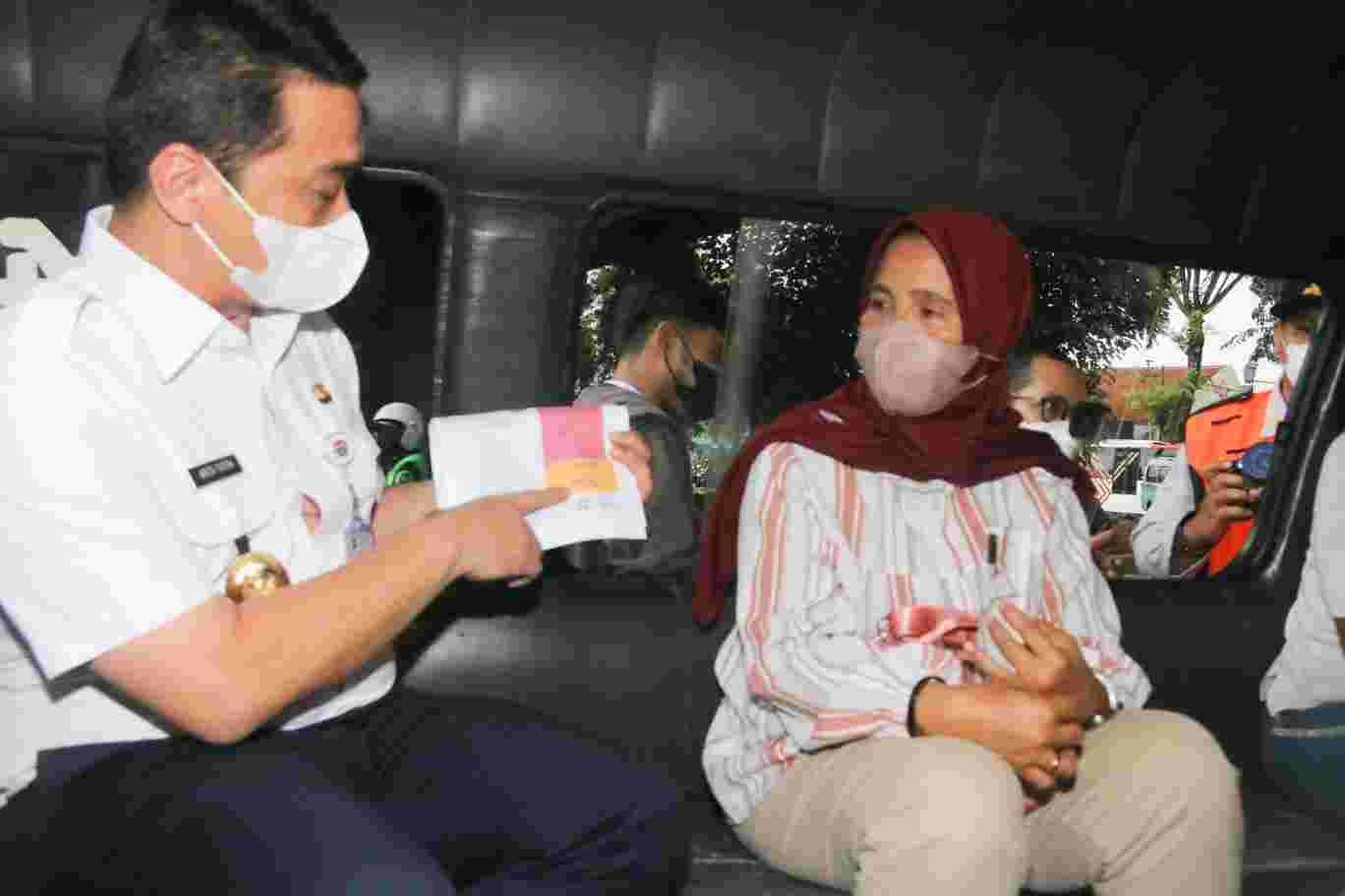 Cegah Pelecehan Seksual, Wagub Ariza Pertimbangkan Wacana Angkot Khusus Perempuan