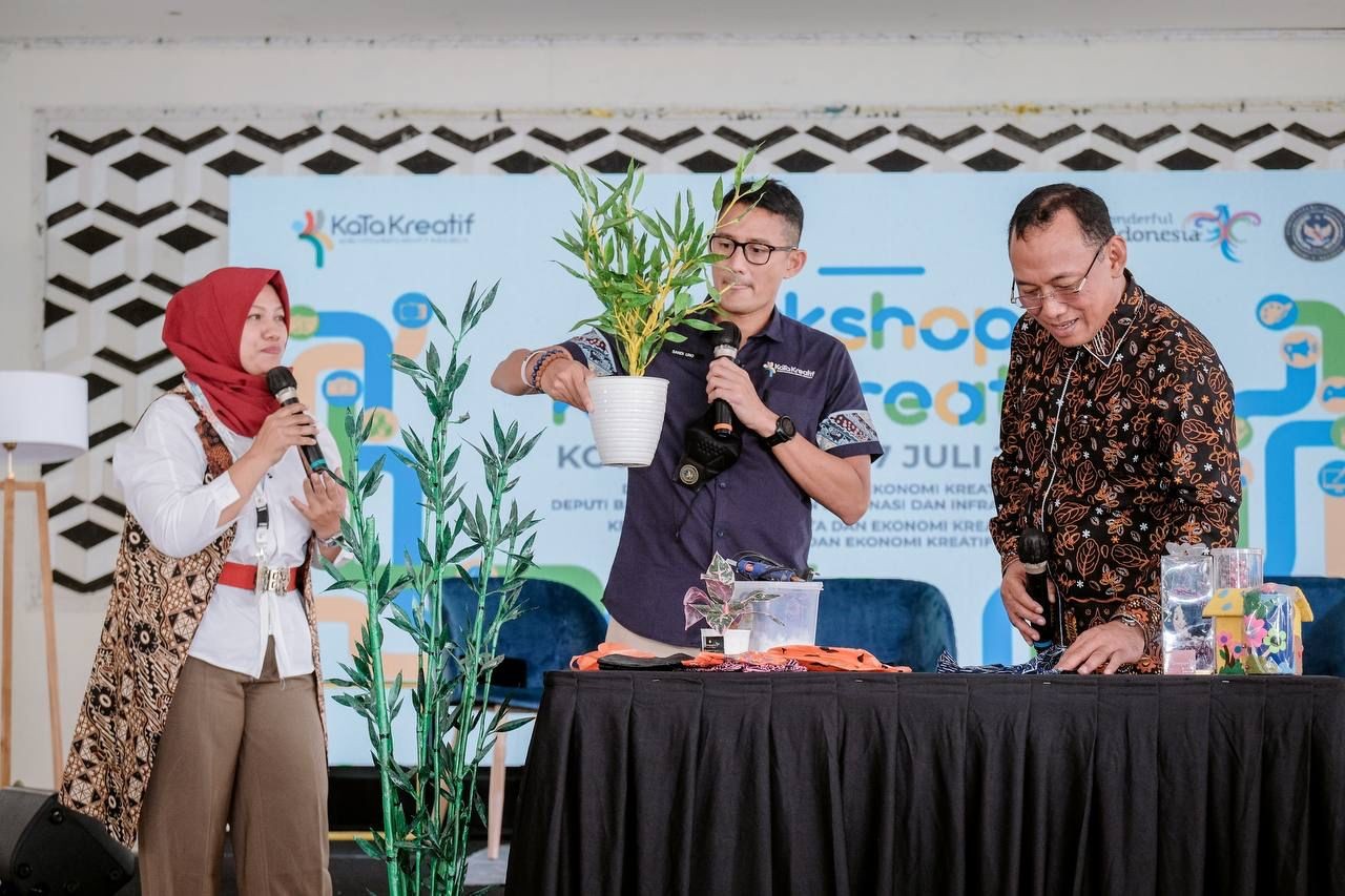 Sandiaga Salahuddin Uno mendorong Kota Cilegon yang dikenal sebagai kota industri dapat memaksimalkan potensi ekonomi kreatif.