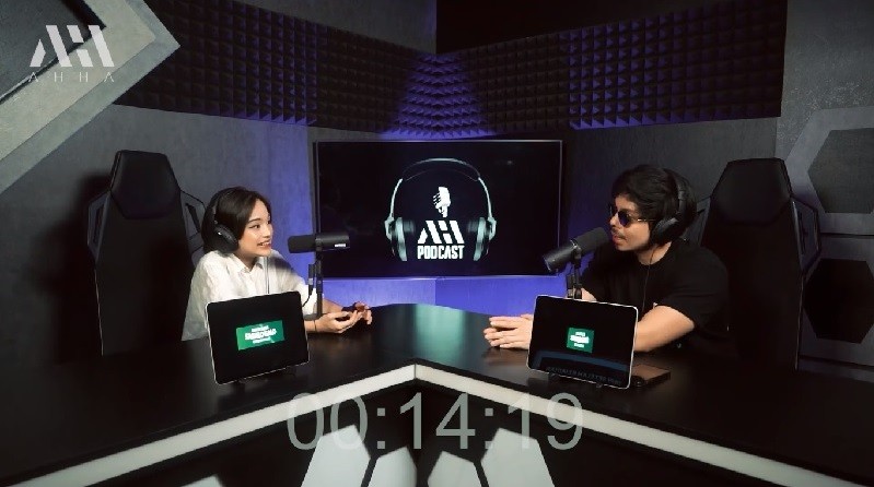 Kisah Jeje Slebew Bangkit dari Masa Lalu, Pernah Alami Pelecehan Seksual. (Foto: YouTube/ AH Podcast)