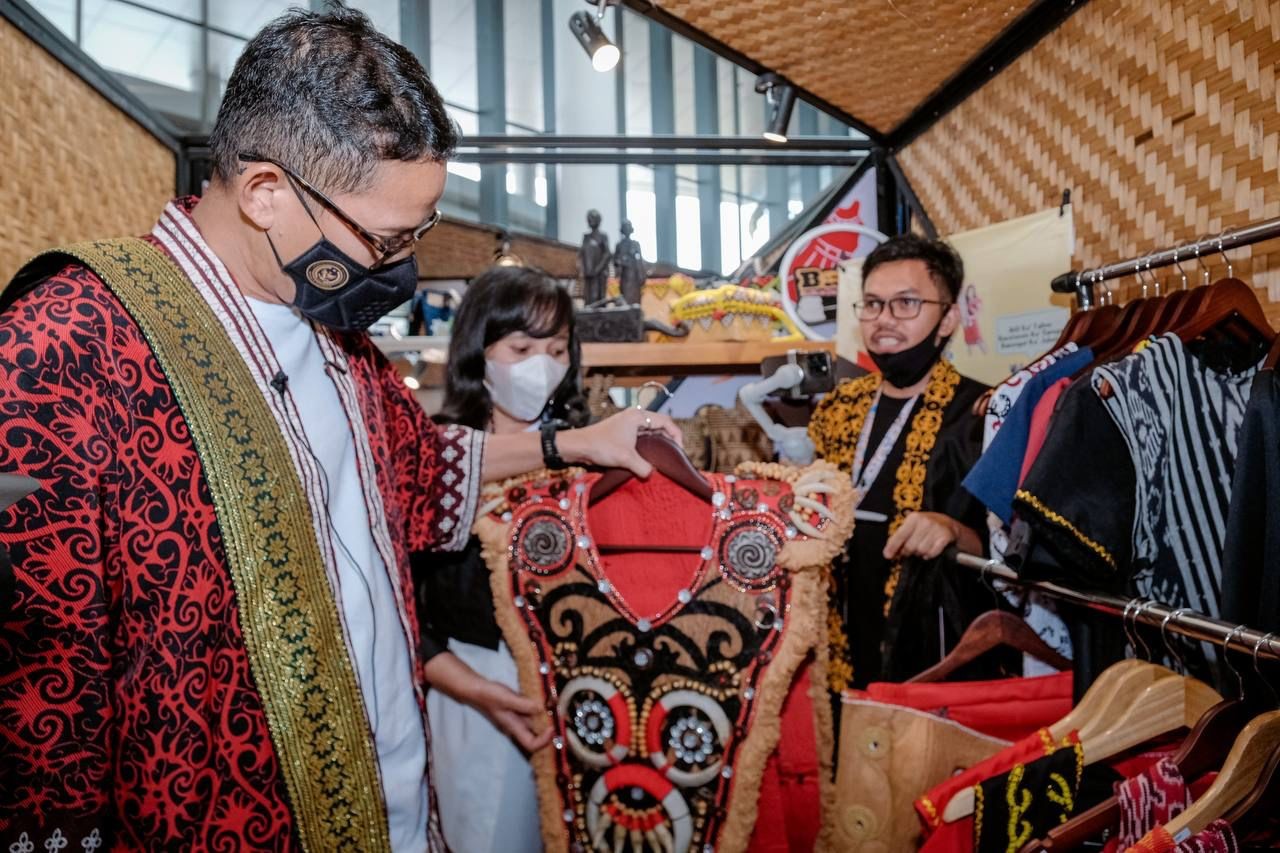 Semangati Pelaku Ekraf Kalbar, Sandiaga Uno: Berani Mulai Bangun Usaha!(Dok.Kemenparekraf)