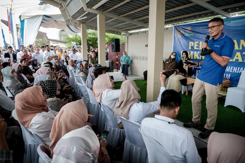 Sandiaga Uno mengajak para pelaku ekonomi kreatif agar meningkatkan inovasi sehingga dapat memberikan nilai tambah bagi produk yang dihasilkannya. 
