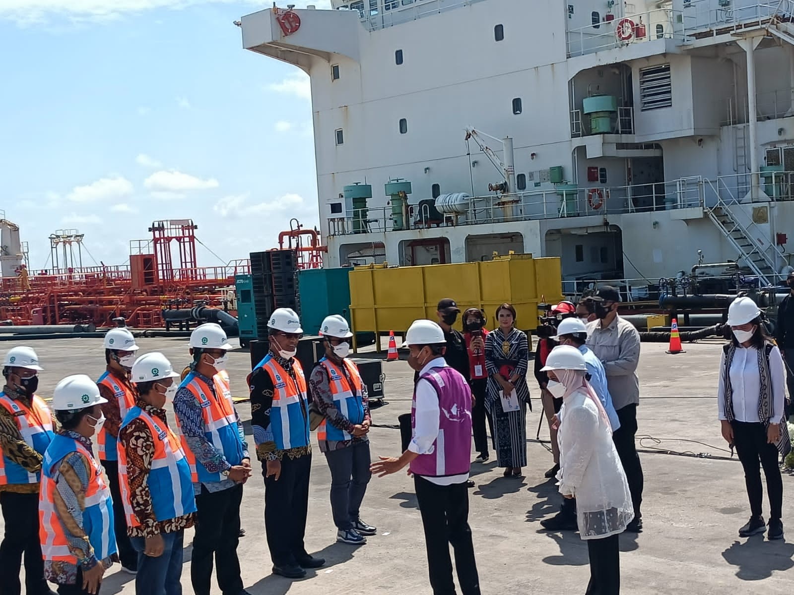 Jokowi Sebut Pelabuhan Kijing Penting untuk Industri Hilirisasi SDA. (Foto: MNC Media)