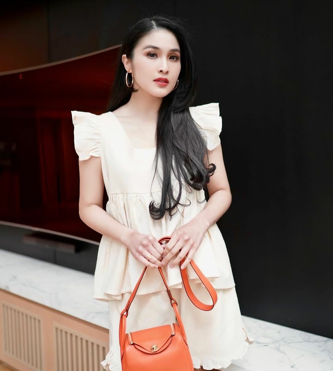 Sandra Dewi, istri pengusaha tambang batu bara, Harvey Moeis ini diketahui memiliki koleksi barang mewah.