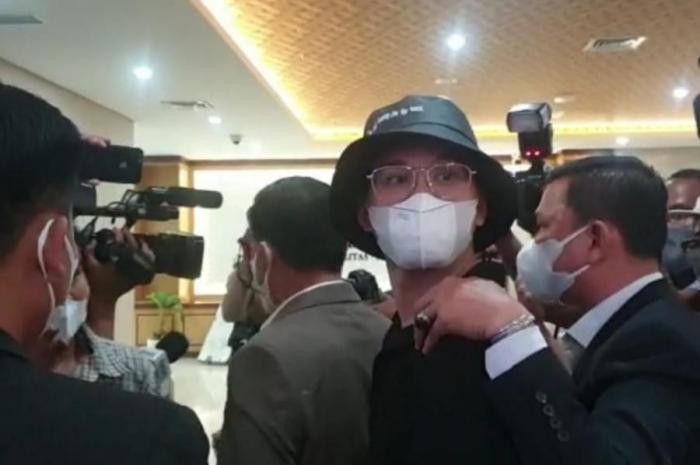 Didakwa Pasal Berlapis, Indra Kenz Langsung Ajukan Eksepsi di Sidang Perdana. (Foto: MNC Media)