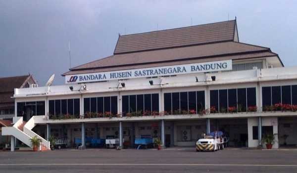 Harga Tiket Pesawat Mahal, Bandara Husein Sastranegara Bandung Masih Sepi Penumpang. Foto: MNC Media