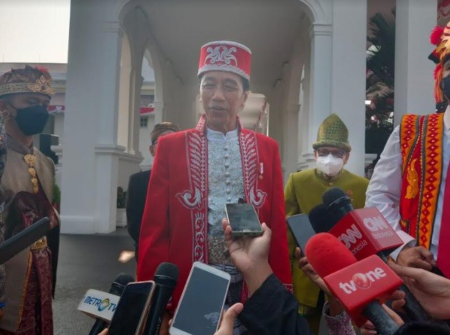 5 Pakaian Adat yang Dipakai Jokowi di Perayaan HUT Kemerdekaan RI. (Foto: MNC Media)