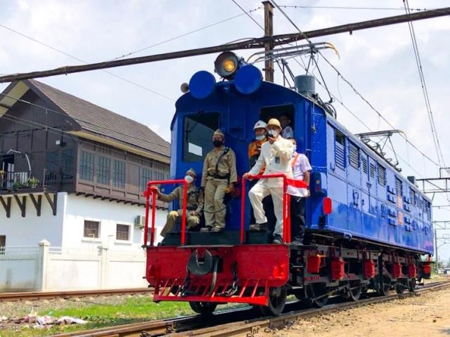 Perdana! KAI Operasikan Kereta Listrik di HUT Ke-77 RI (Foto: Ist)
