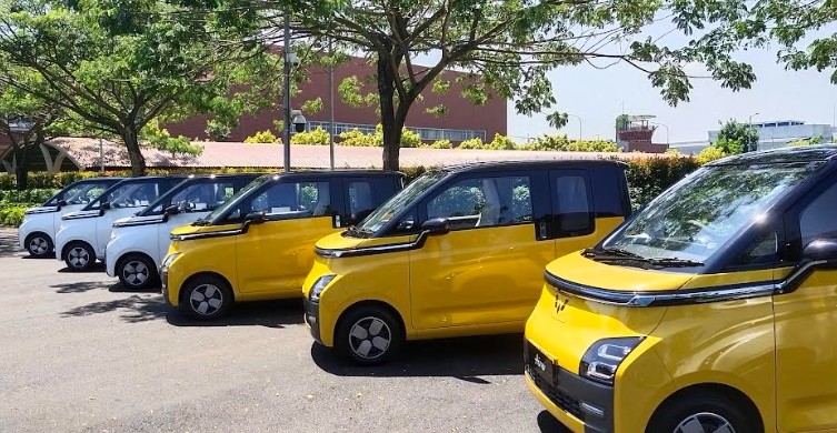 Ada Ancaman Badai, Pemilik Mobil Listrik Disarankan Parkir di Tempat Tinggi. (Foto: MNC Media)