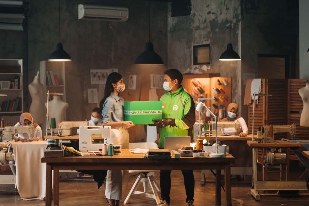 Makin Lengkap! Bayar Barang di Tokopedia Bisa Pakai Gopaylater Cicil. Foto: MNC Media