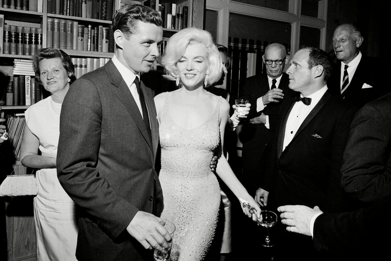 Dress Termahal Milik Artis Hollywood
