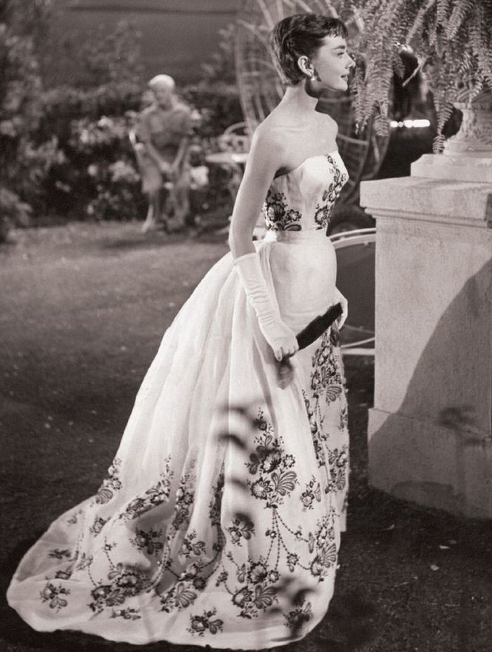 Dress Termahal Milik Artis Hollywood