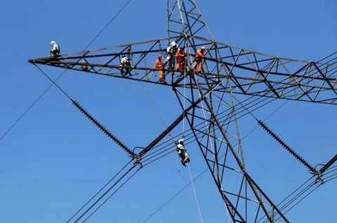 DPR Sebut Tingginya Rasio Elektrifikasi Berdampak ke Peningkatan Kesejahteraan. (Foto: MNC Media)