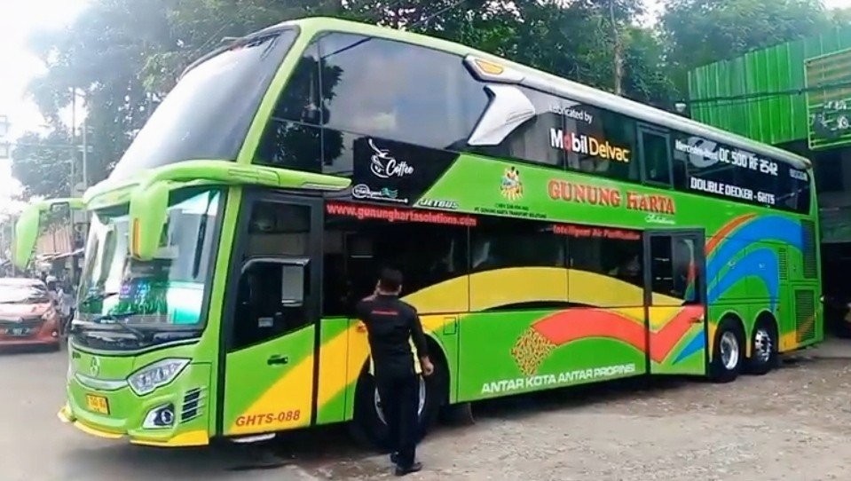 Solar Naik, Segini Harga Tiket Bus di Cirebon (Foto: MNC Media).