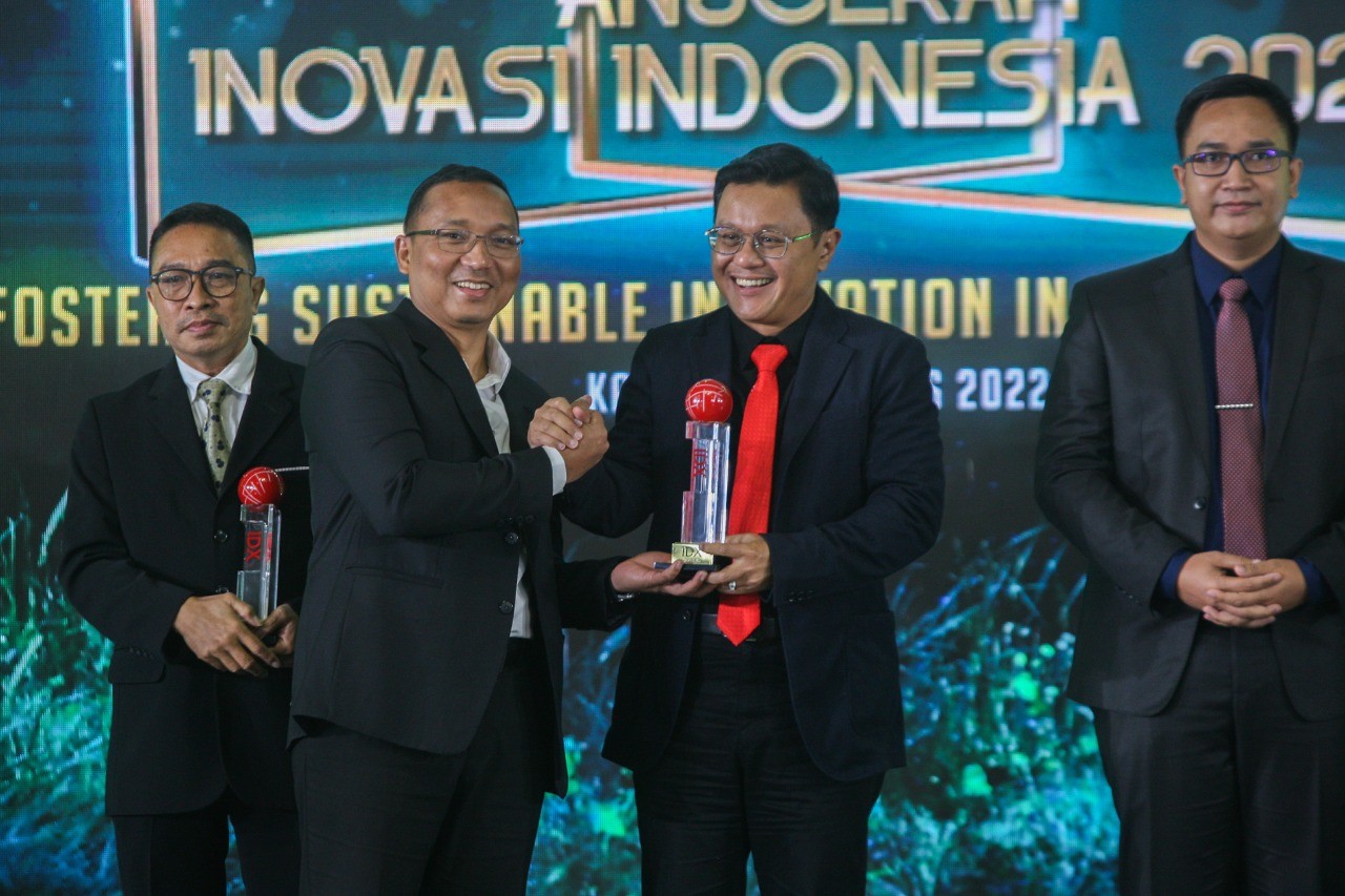 Ubah Limbah Kelapa Jadi 'Emas', MIND ID Diganjar Penghargaan dari IDX Channel. (Foto: MNC Media)