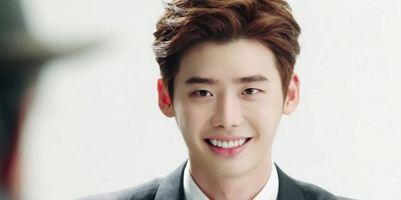 Pemain 'Big Mouth' Lee Jong Suk Masuk Deretan Aktor Korea dengan Honor Termahal (Dok.Ist/okezone)