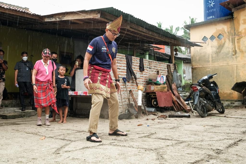 Menparekraf Minta Desa Wisata Pulau Pahawang Fokus Pacu Potensi Alam dan Budaya (FOTO: MNC Media)