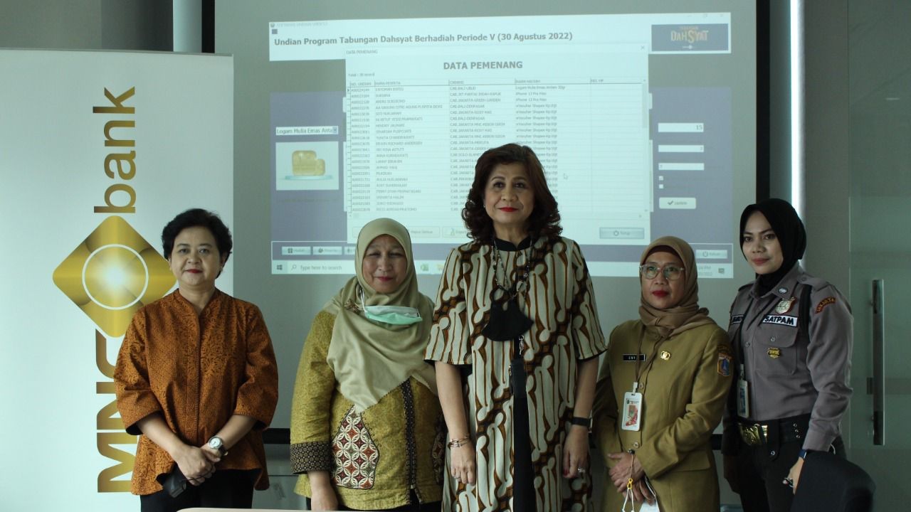 Menang Undian, Nasabah MNC Bank (BABP) Asal Cabang Ubud Bali Boyong 30 Gram Emas