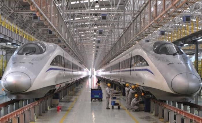 Luhut Pastikan Kereta Cepat Jakarta-Bandung Rampung 2023. (Foto: MNC Media)