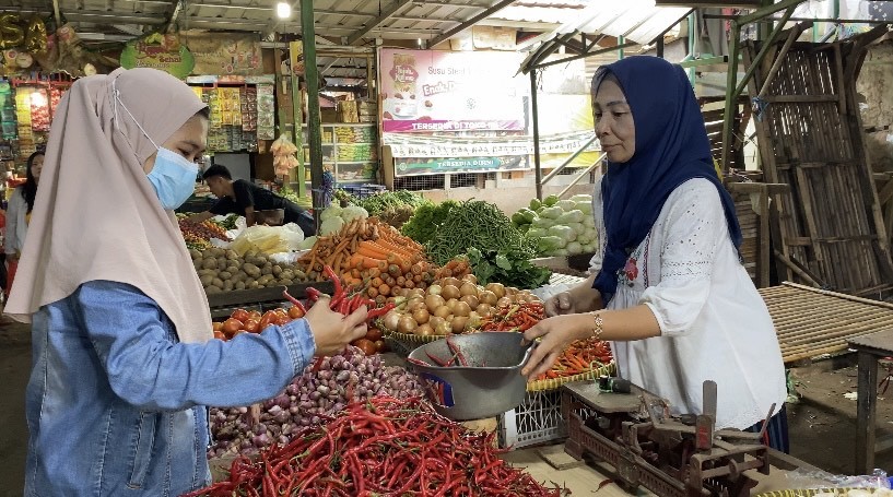 Bunda! Harga Cabai di Pasar Sindangkasih Majalengka Mulai Turun (FOTO:MNC Media)