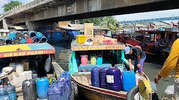 Harga BBM Naik, Ongkos Penyeberangan Pelabuhan Cilincing Makin Mahal. (Foto: MNC Media)