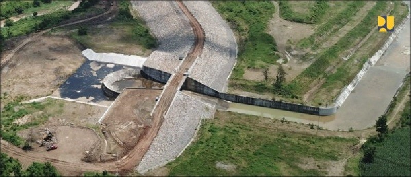 Resmikan Bendungan Semantok Rp2,5 Triliun, Jokowi: Petani Bisa Panen Tiga Kali. (Foto: PUPR).