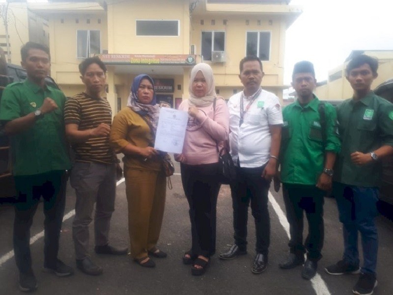 Rugi Rp6 Miliar, Korban Penipuan Arisan Online di Banyuasin Lapor Polisi (Foto: Dede Febriansyah/MPI)