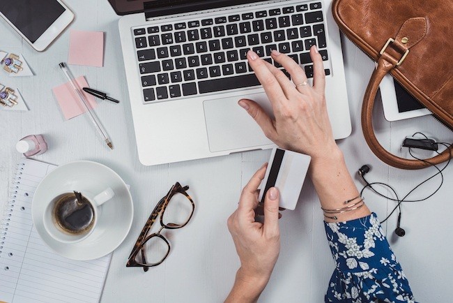 5 Strategi Memaksimalkan Penggunaan Kartu Kredit BRI agar Utang Tetap Terkontrol. (Foto: Freepik)