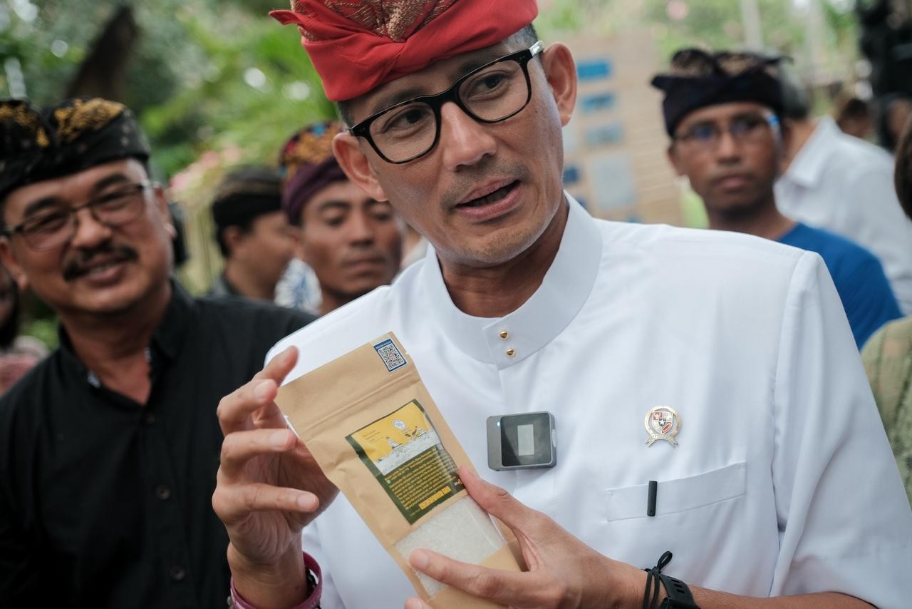 Sandiaga Uno Nilai Desa Wisata di Kawasan Pesisir Belum Tergarap Maksimal