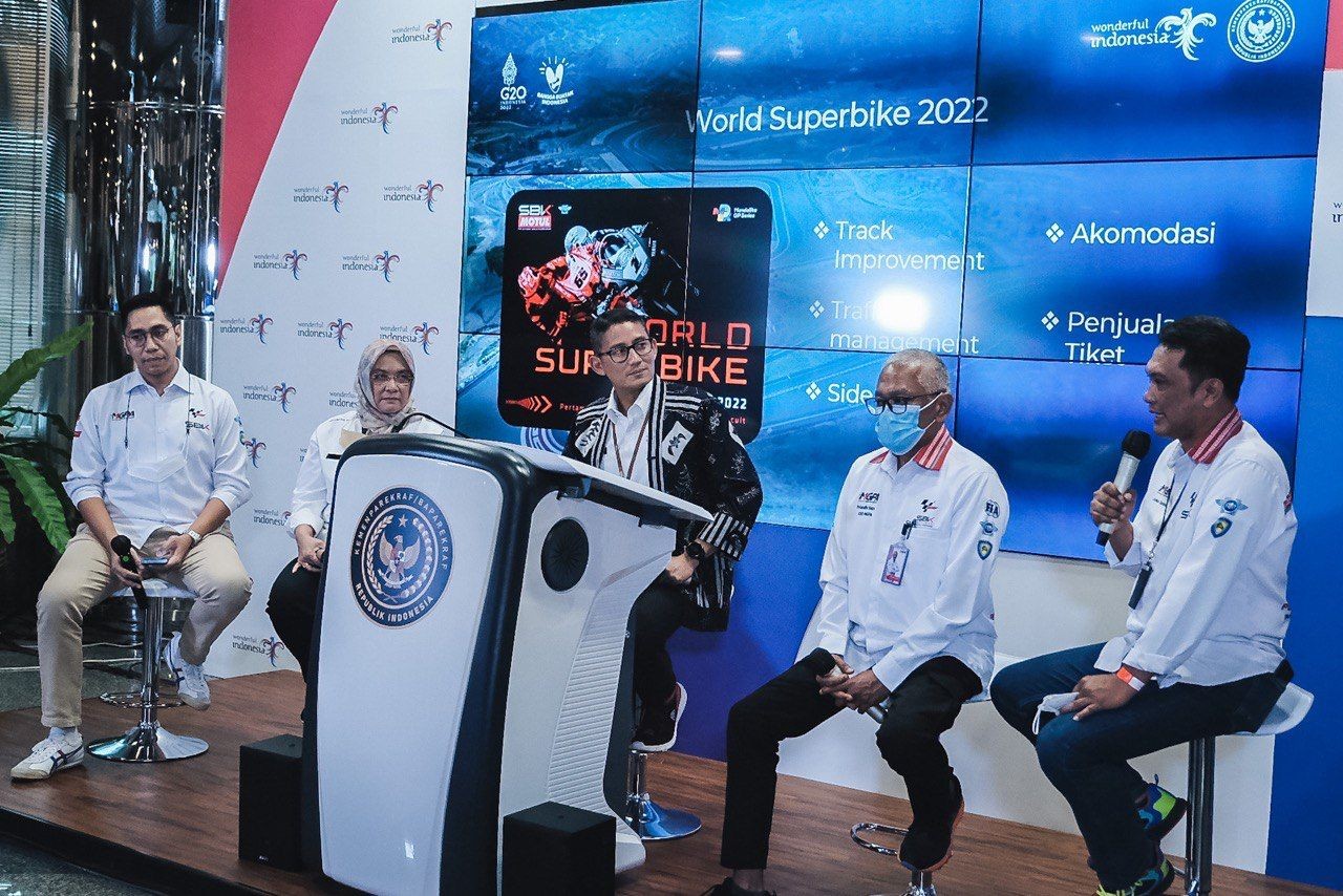 Sandiaga Uno Apresiasi Persiapan World Superbike di Sirkuit Mandalika. Foto: MNC Media.