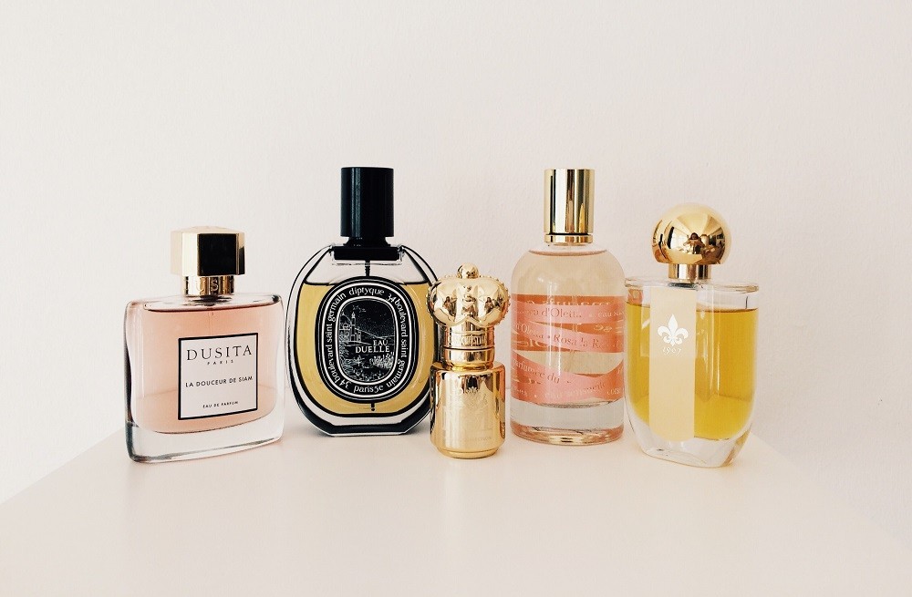 Parfum menjadi kebutuhan penting bagi sebagian besar orang.
