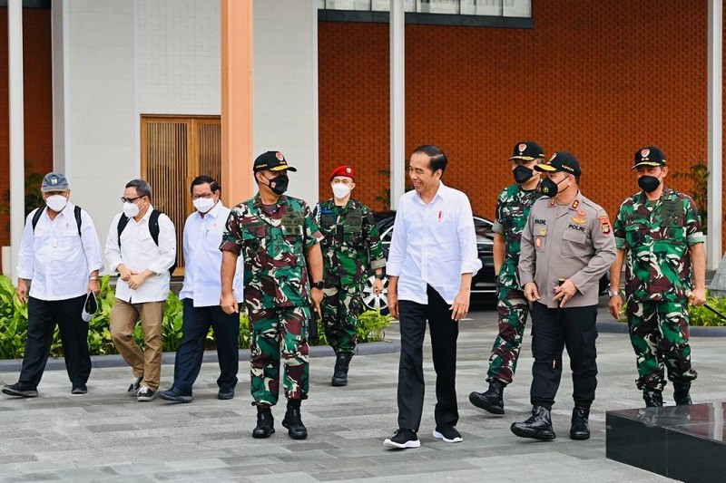 Jokowi Terbang ke Penajam Paser, Cek Infrastruktur IKN Nusantara. (Foto: Istimewa).