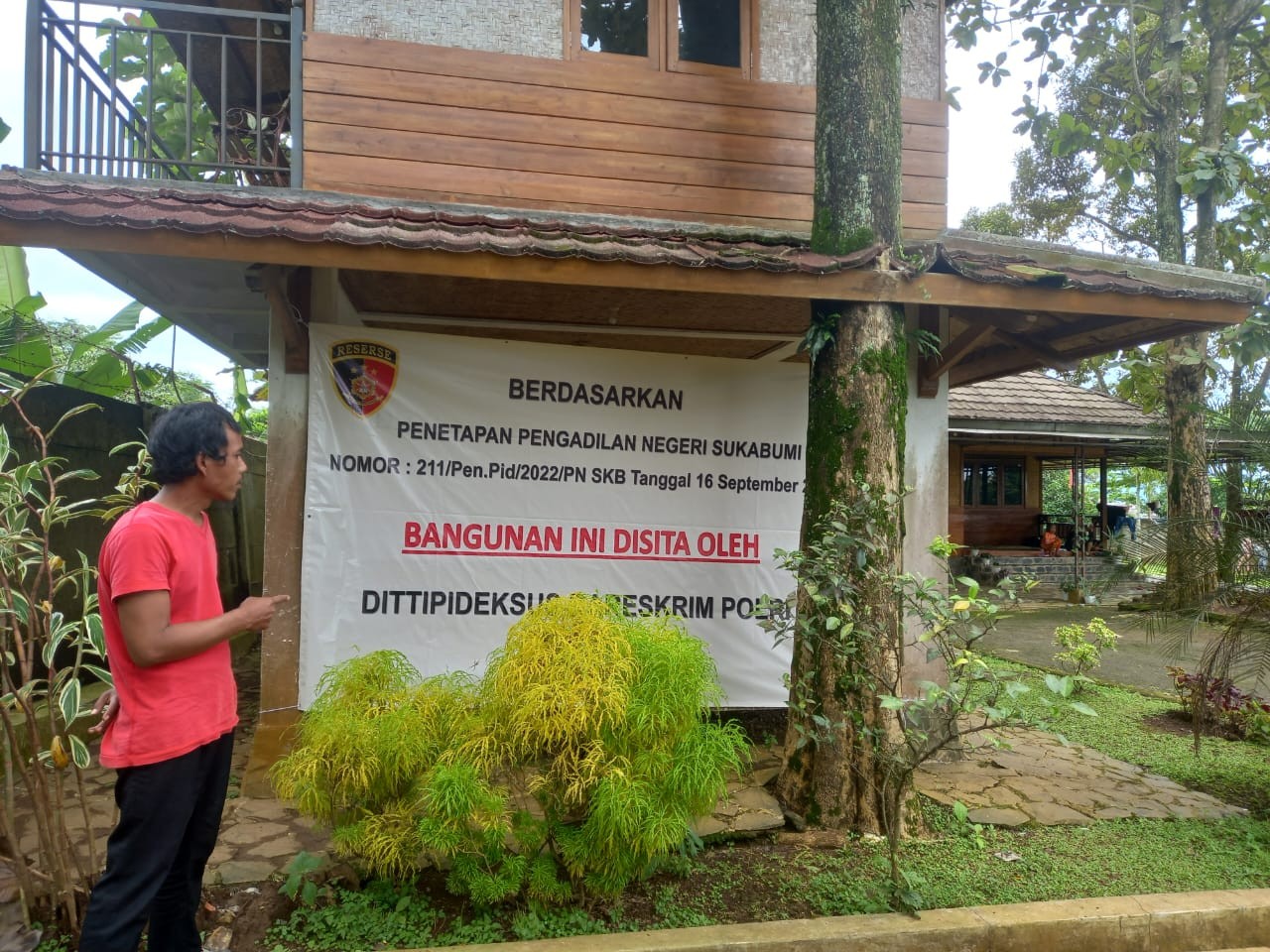 Bareskrim Sita Vila di Sukabumi Terkait Kasus TPPU, Penghuni Terkejut (FOTO: MNC Media)