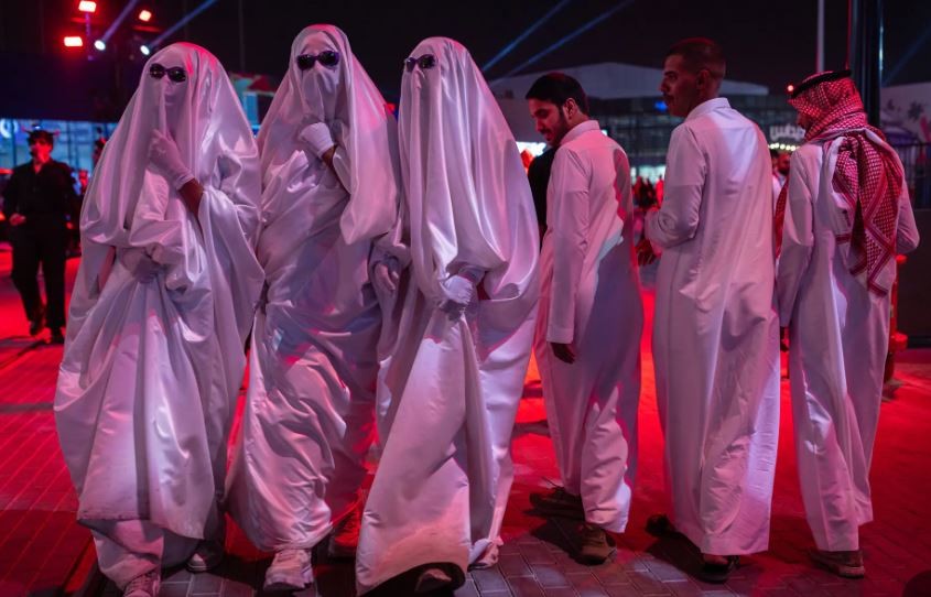 Arab Saudi Rayakan Halloween, Bagaimana Hukumnya dalam Islam? (Foto: MNC Media)