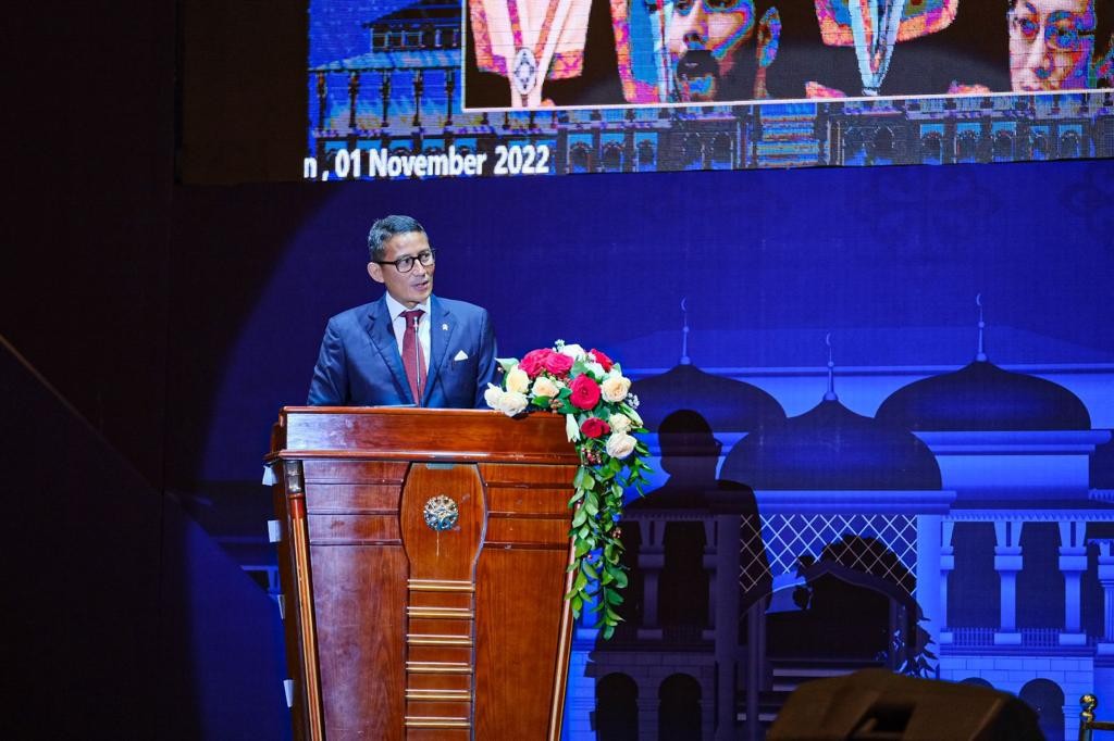 Sandiaga Uno Apresiasi 460 Wisudawan Poltekpar Medan Sudah Diterima Kerja (FOTO: MNC Media)