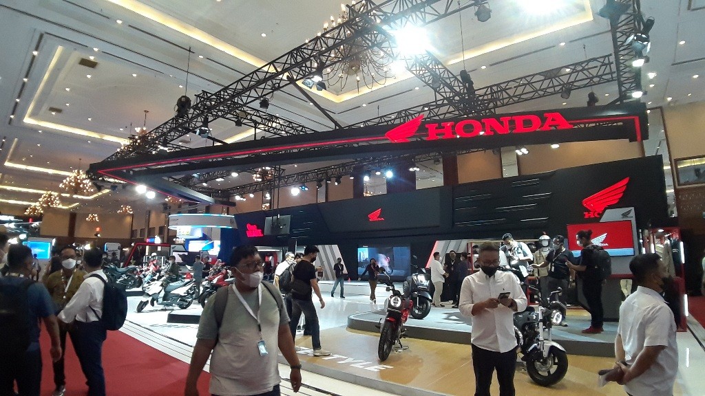 Indonesia Motorcycle Show (IMOS) 2022 resmi dibuka oleh Menteri Perhubungan Budi Karya Sumadi.