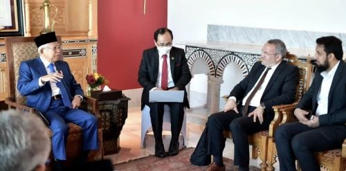 Bertemu Wapres, DinarStandard Siap Bantu RI Kembangkan Ekonomi Syariah. Foto: MNC Media.