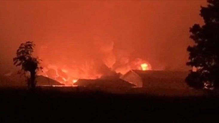 Pabrik Rokok Gudang Garam (GGRM) Terbakar. (Foto: MNC Media)