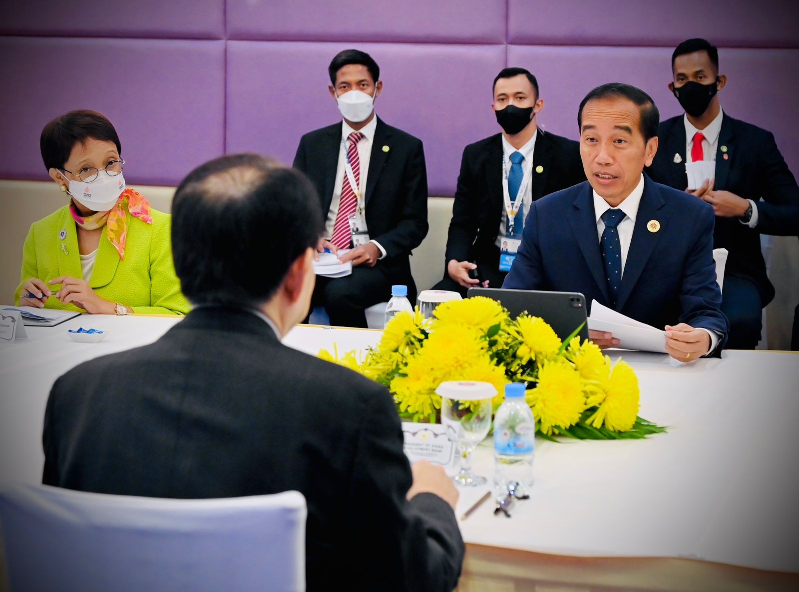 Daripada Berkonflik, Jokowi Ajak Negara Asia Timur Lihat Potensi Kerja Sama Ekonomi. Foto: MNC Media.
