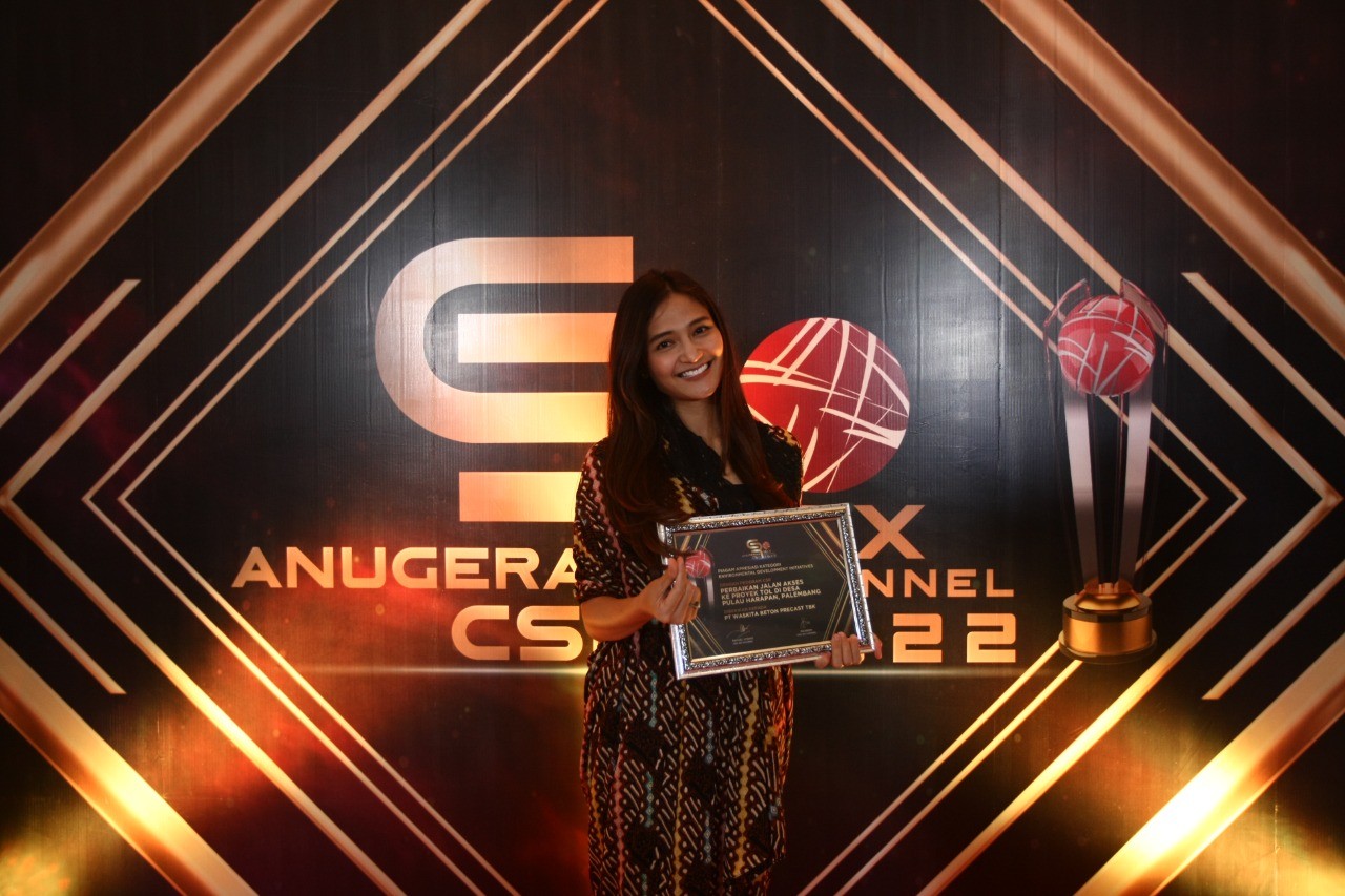Perbaikan Akses Tol Antarkan WSBP Bawa Pulang Piagam Penghargaan IDX Channel CSR Award 2022. (Foto: Doc IDXC)