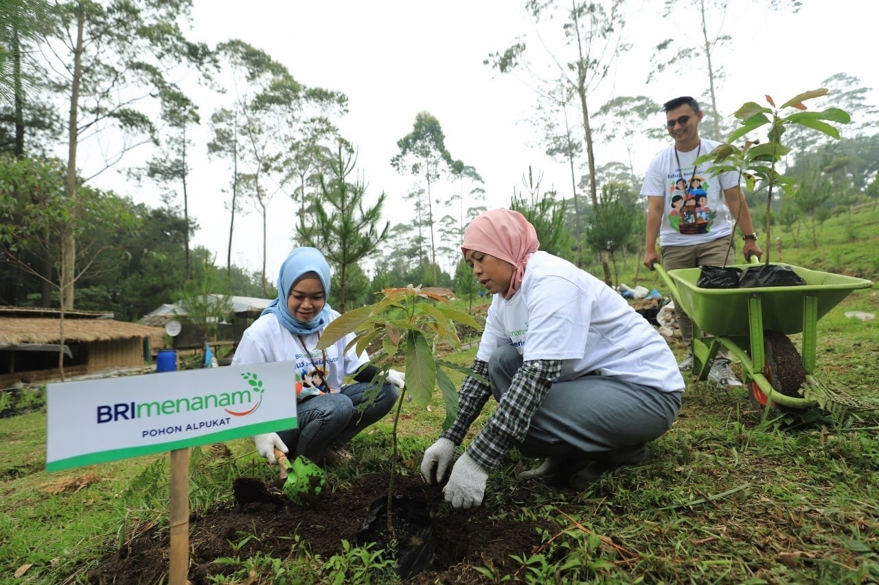 Terapkan Strategi Komunikasi Role Modeling, BRI Jalankan Aksi Nyata Penerapan ESG. (Foto: BBRI/Adv)