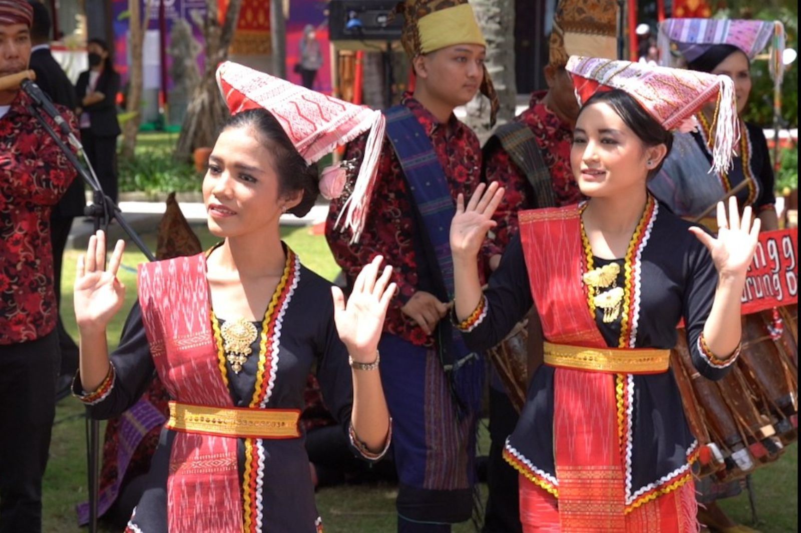 Wamenparekraf: Tarian Tradisional di Spouse Program G20 Tampilkan Keberagaman RI  (Dok.Ist)