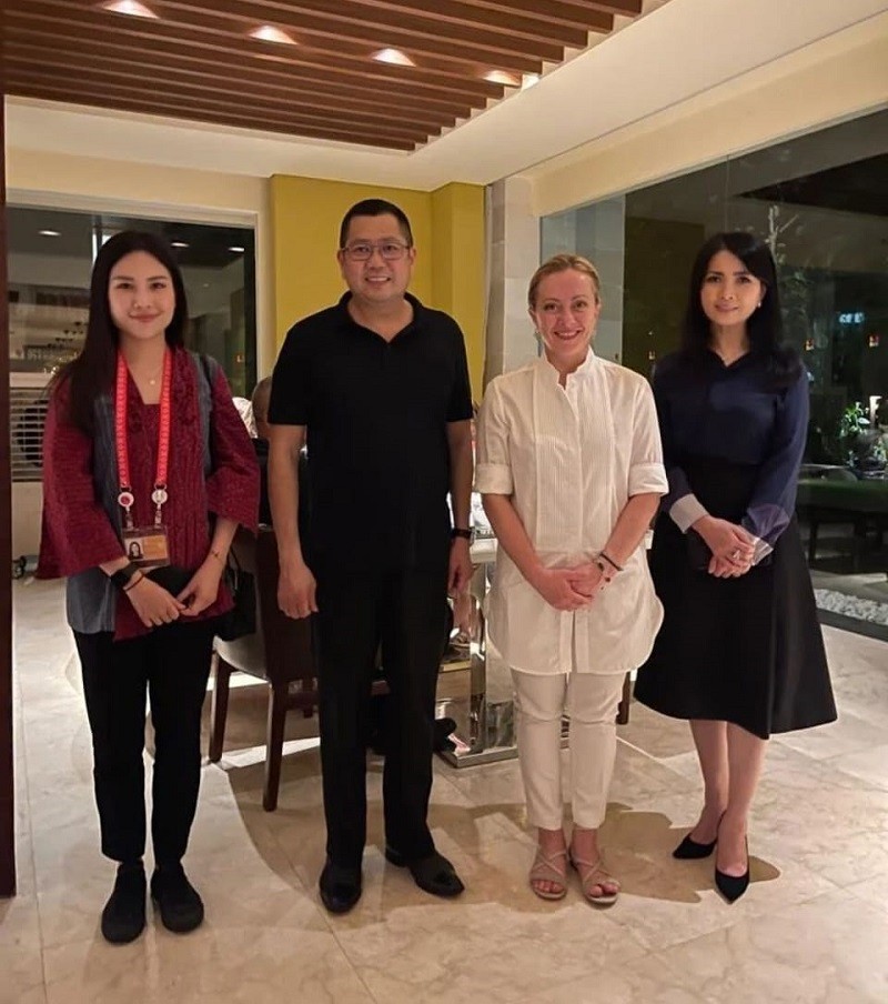 Hary Tanoesoedibjo Berdiskusi dengan PM Italia Giorgia Meloni. (Foto: Instagram Hary Tanoesoedibjo).
