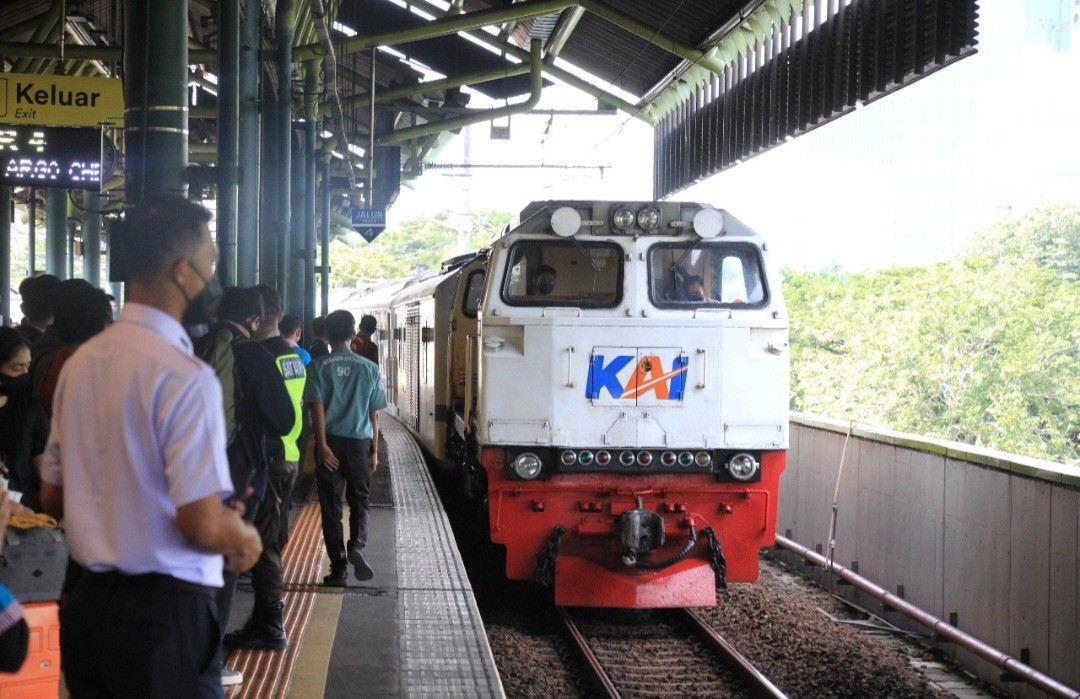 KAI Daop 1 Jakarta Catat 53.500 Tiket Terjual Jelang Nataru (Ilustrasi)