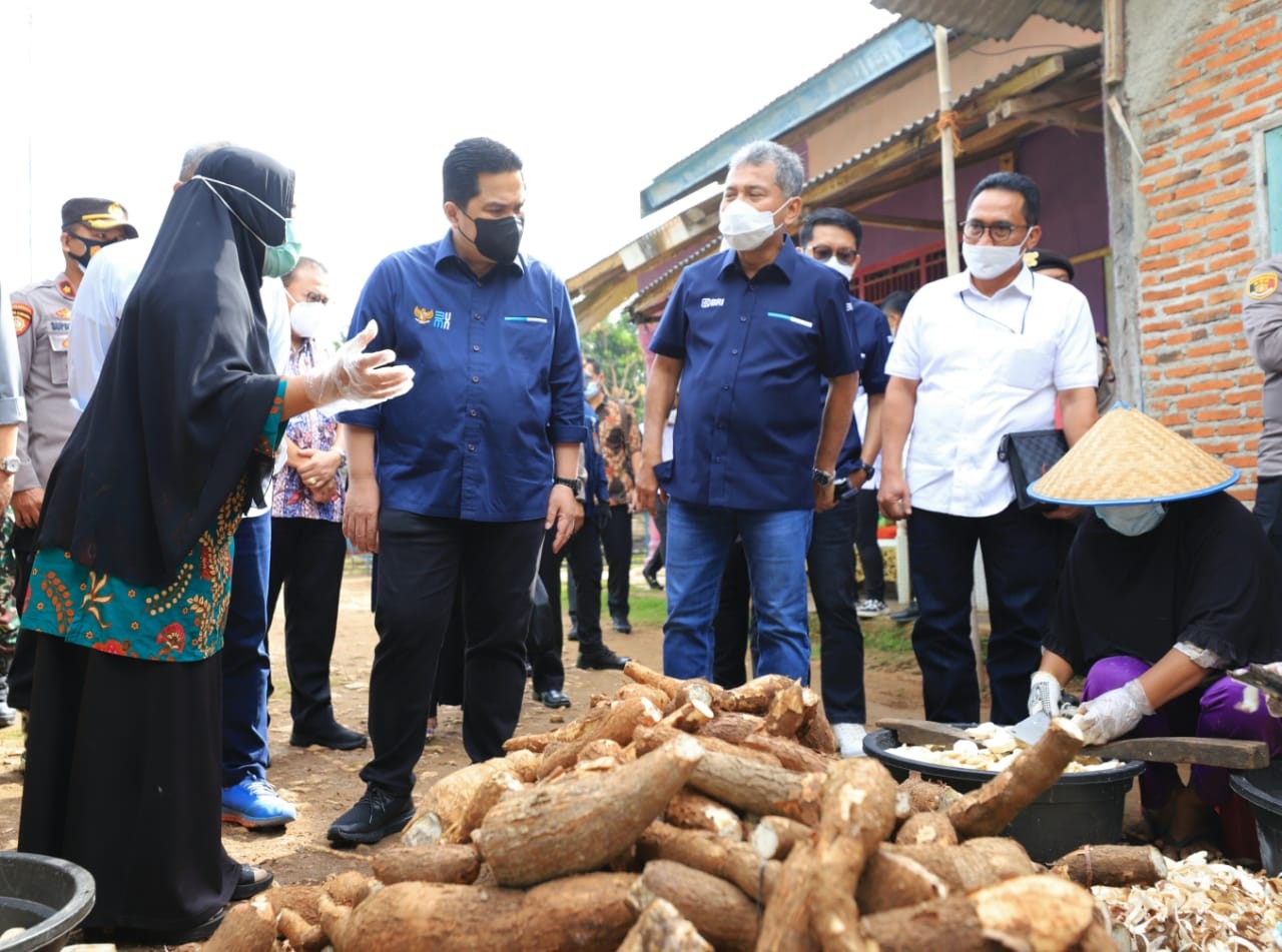 Dongkrak Inklusi Keuangan, Erick Acungi Jempol Kinerja Holding Ultra Mikro (Foto: Dok BRI)