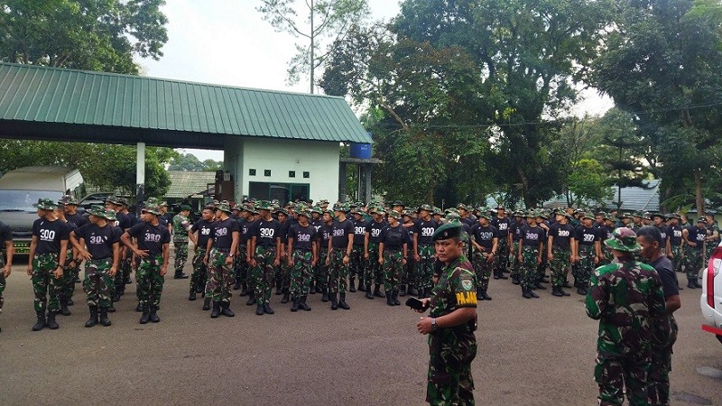 TNI Turunkan 1.315 Personel Bantu Evakuasi Korban Gempa Cianjur. (Foto: MNC Media)